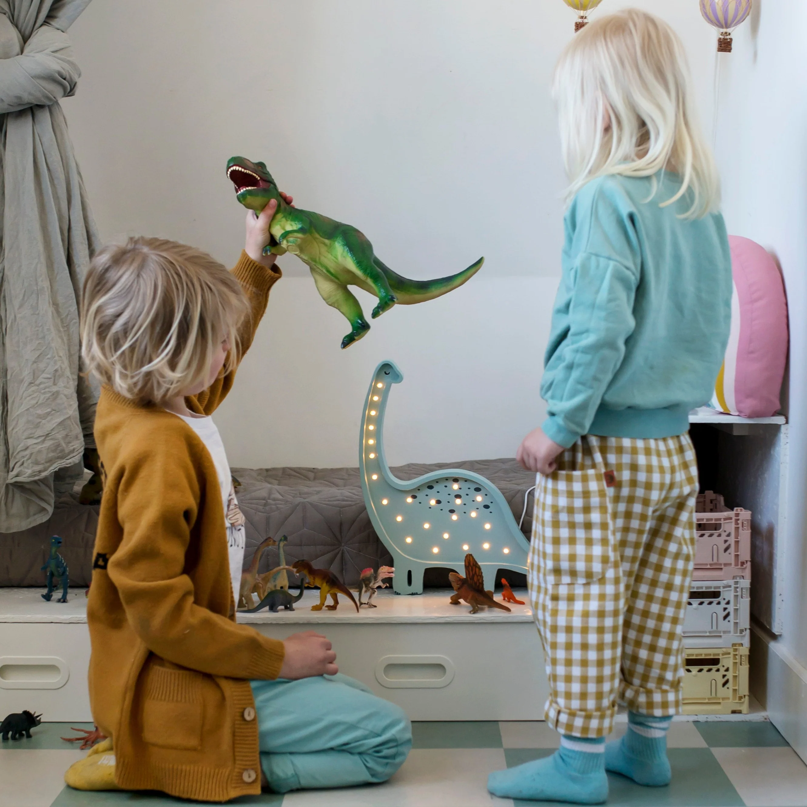 Little Lights Dinosaur Lamp - Image 3