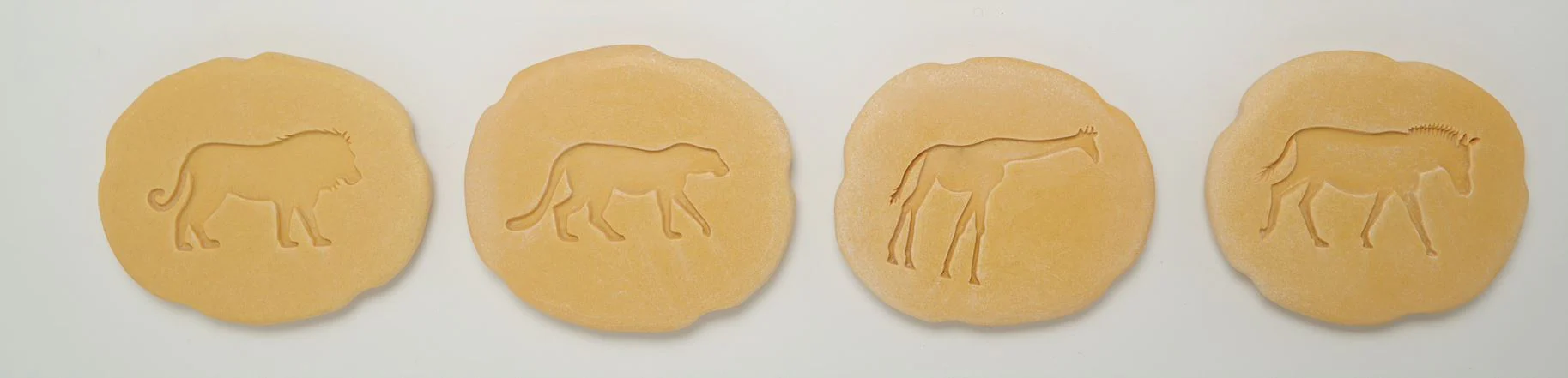 Let's Investigate - Safari Animal Footprint Pebbles Playdough Stamp - Image 5