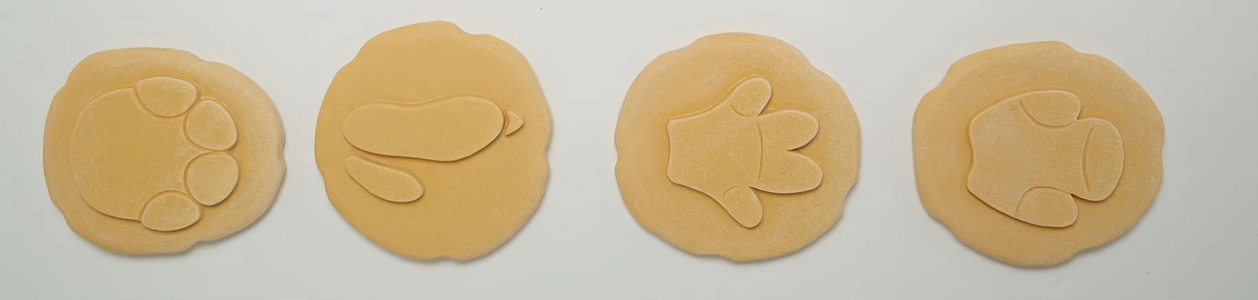 Let's Investigate - Safari Animal Footprint Pebbles Playdough Stamp - Image 7