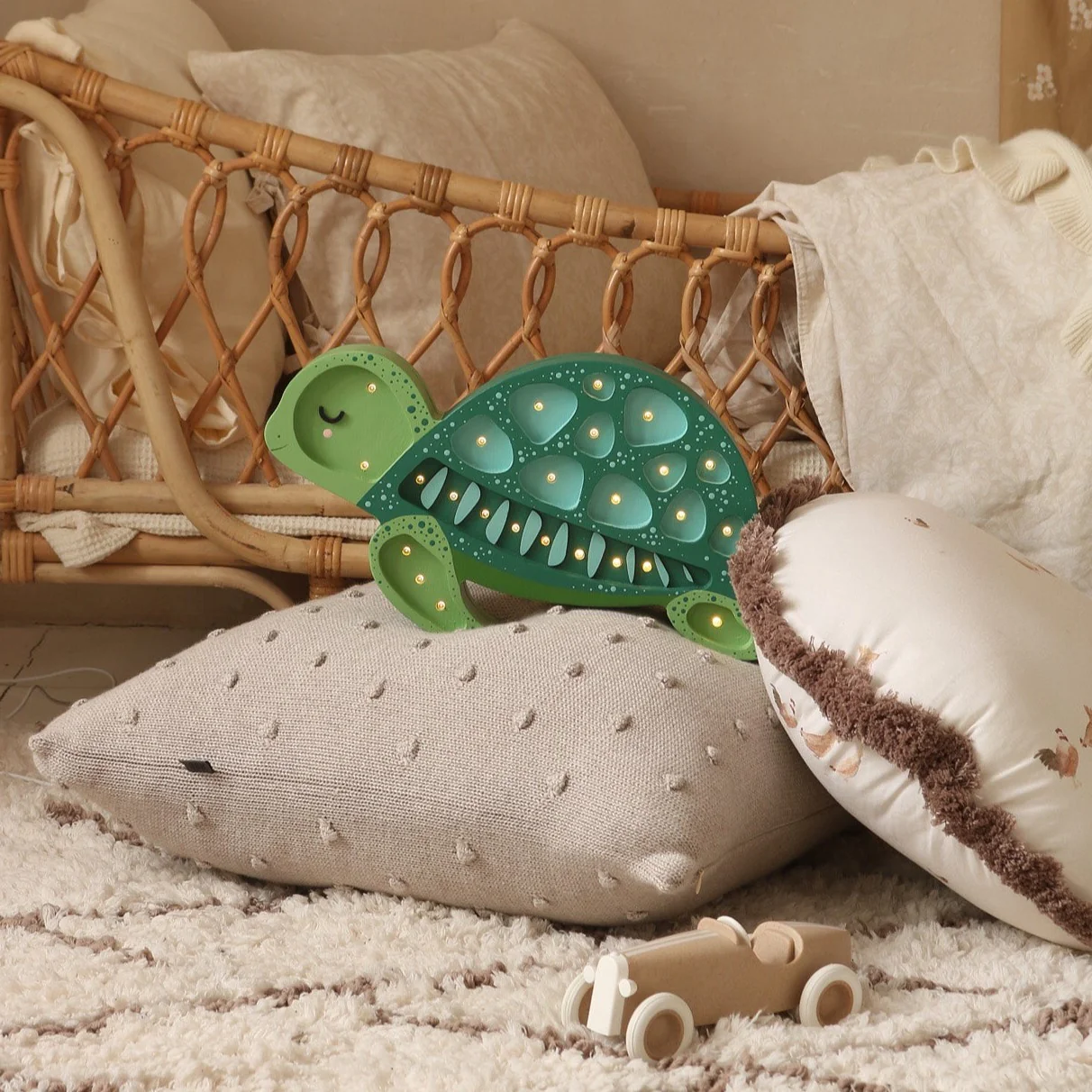 Little Light Turtle Lamp - Image 3