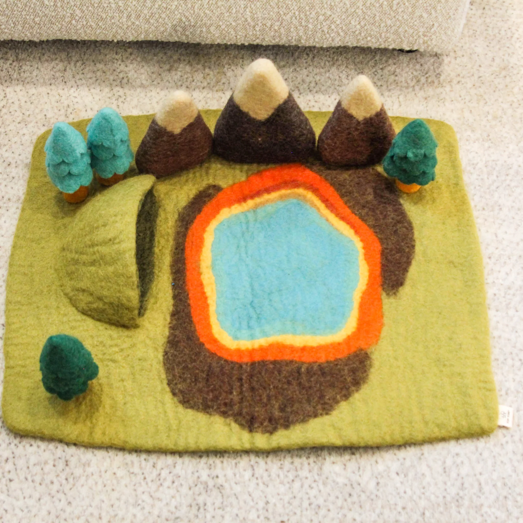 Yellowstone Dinosaur Land Play Mat Set | Felted Play Mat - Image 3